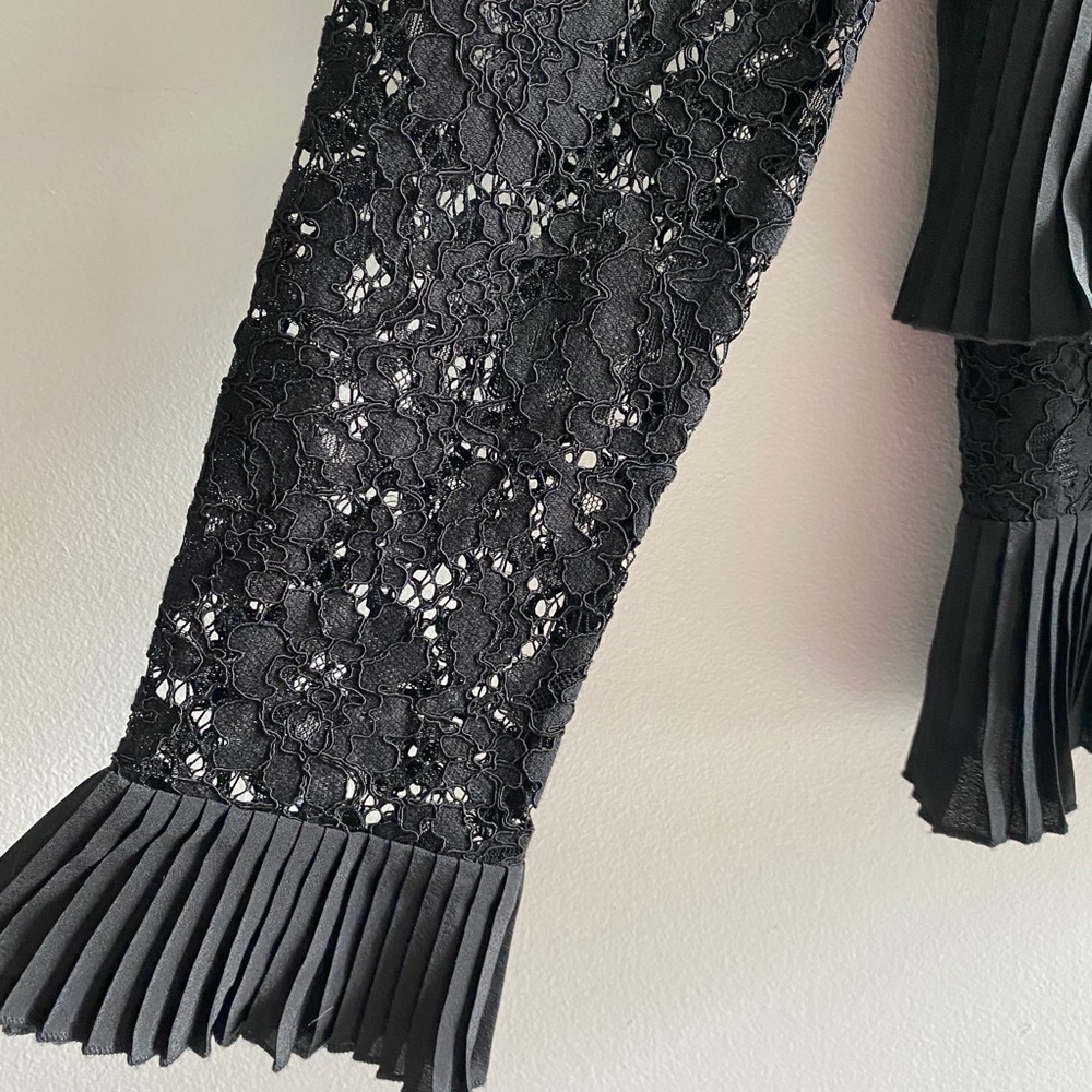 J CREW chic black tiered pleated lace top size 2 like new - Picture 6 of 13